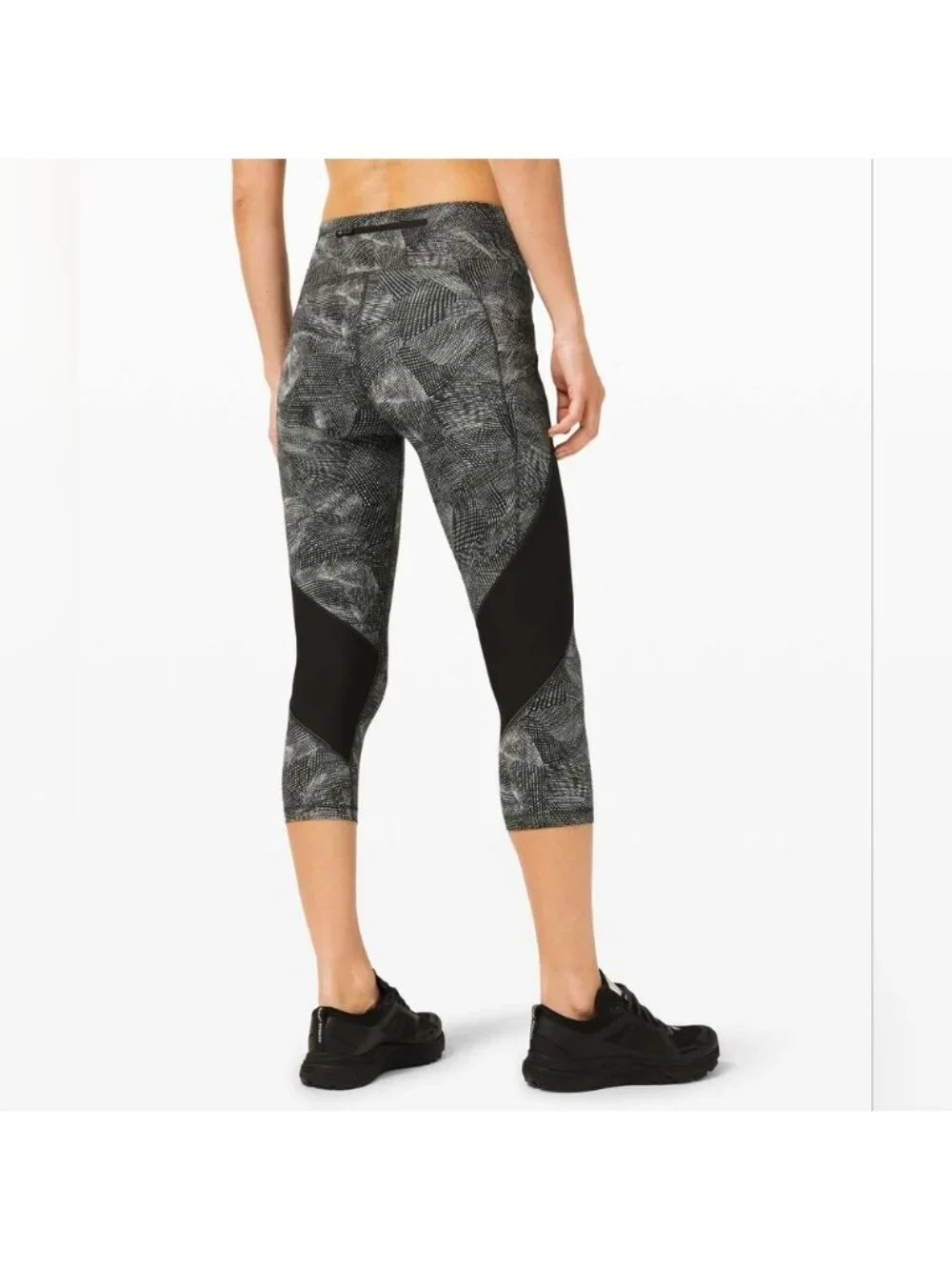 Lululemon Run Off Route Mid Rise Crop 21
